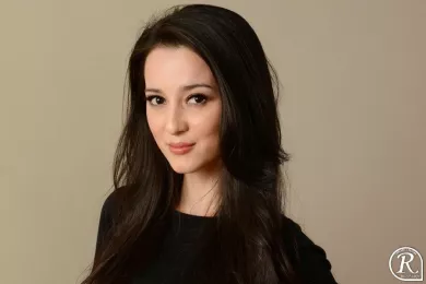 Джулия Эстелль
