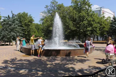 Основан парк культуры и отдыха им Ленина в Новороссийске