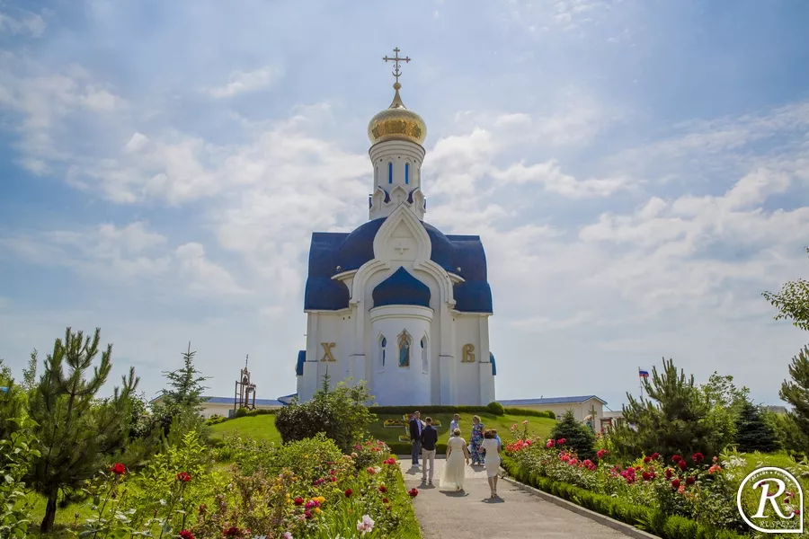 Храм Луганской области Должанке