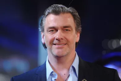 Рэй Стивенсон  George Raymond Stevenson