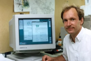 Появился первый Интернет-сервер