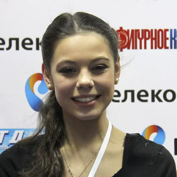 Ильиных Елена Руслановна - Российская Фигуристка - Биография