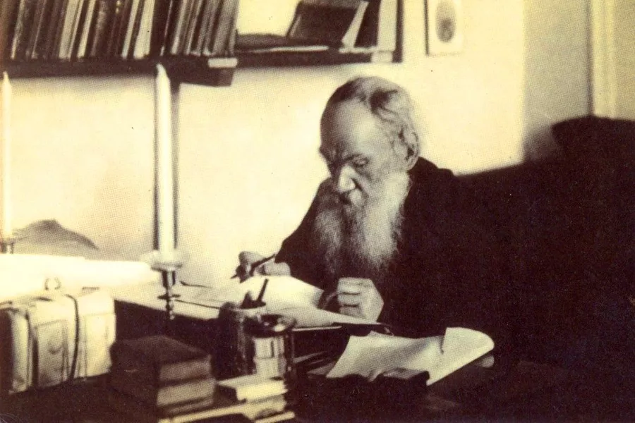 Лев Толстой отказался от Нобелевской премии - Знаменательное событие