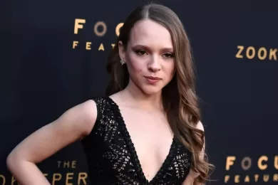 Шира Хаас  Shira Haas