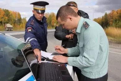 В ходе рейда выявлены 76 должников транспортного налога