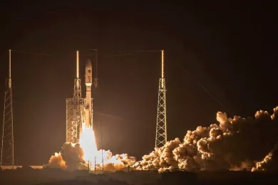 В США запустили ракету-носитель Atlas V со спутником связи