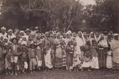 Раннее прибытие индийцев по договору в Тринидад и Тобаго.