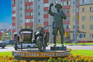 Памятник честному гаишнику в Белгороде