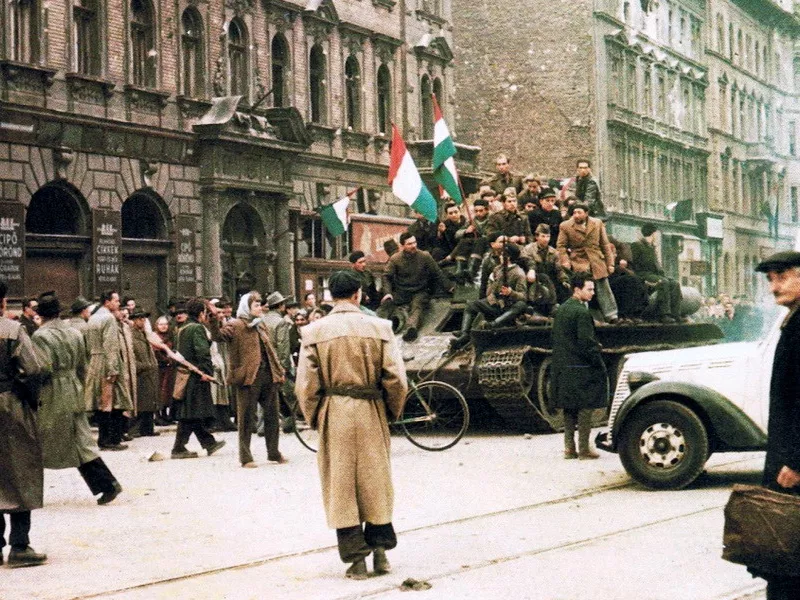 Началось Венгерское восстание против просоветского режима - Знаменательное событие