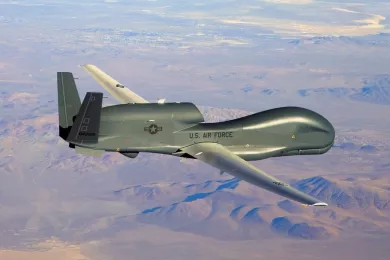 Беспилотник RQ-4 Global Hawk впервые совершил полет вокруг Крыма и Донбасса
